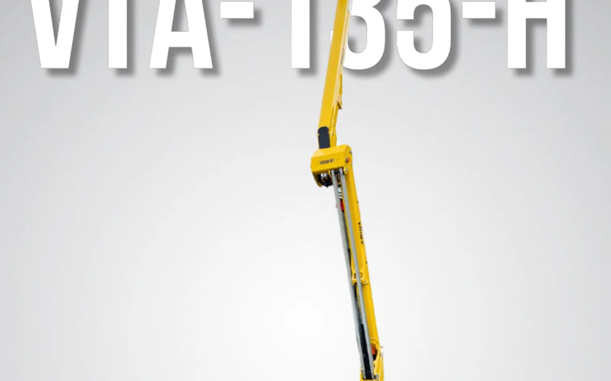 Versalift VTA-135-H from the supplied specification document